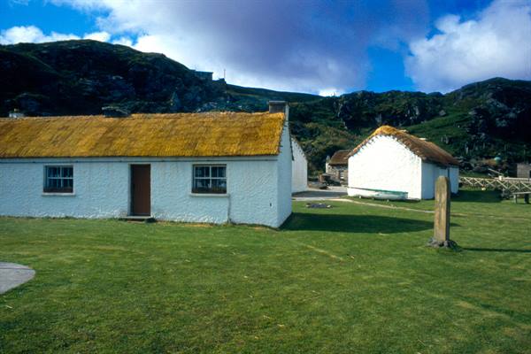 Glencolumbkille