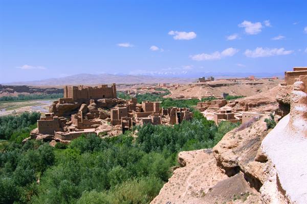 Valley of Roses - Kasbah Mirna 
