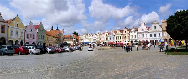 Telč: Náměstí Zachariáše z Hradce