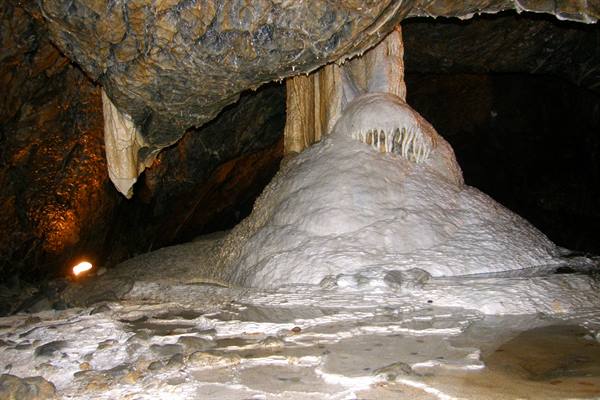 Moravian Karst: Punkevní Jeskyne