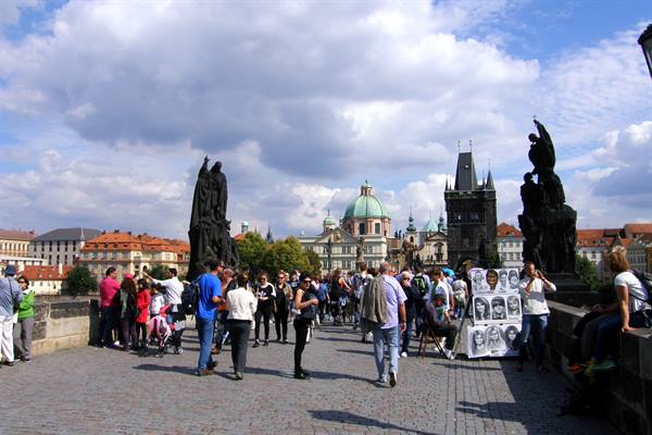 Prague: Charles Bridge