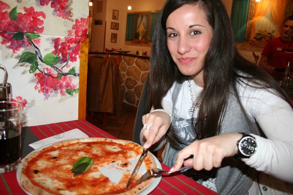 'RISTORANTE RUGANTINO'....GREAT PIZZA!!!!
