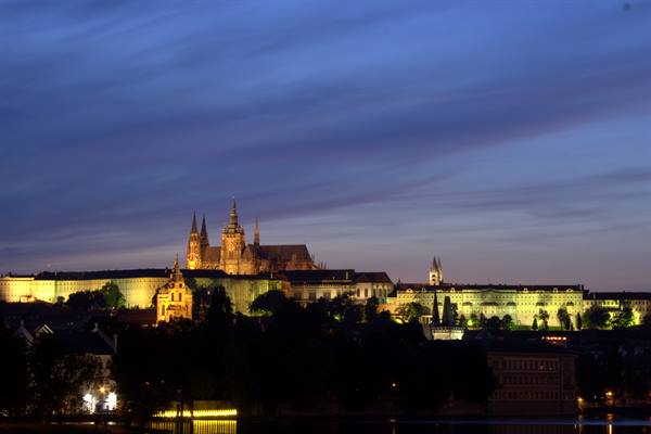 PRAGUE BY NIGHT