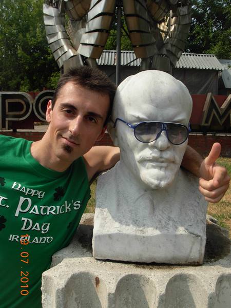 Moscow - Iskusstv park, with a friend!
