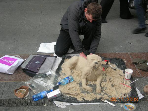 Dublin - street artist