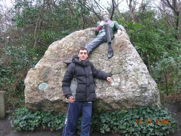 Dublin - O.Wilde statue
