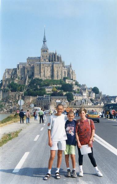 Mont. St. Michel - view of the town without tide