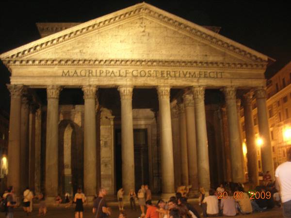 Rome - Pantheon at night