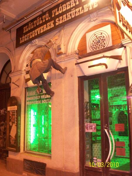 Budapest - curious shop