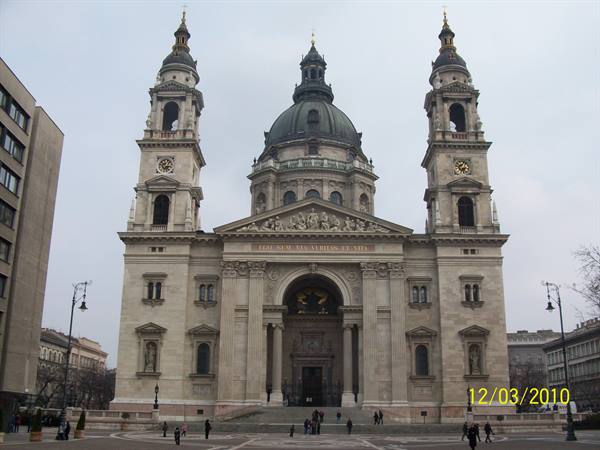Budapest - St Stephen's Basilica