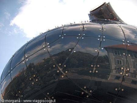 Grazer Kunsthaus, another modern structure in Graz