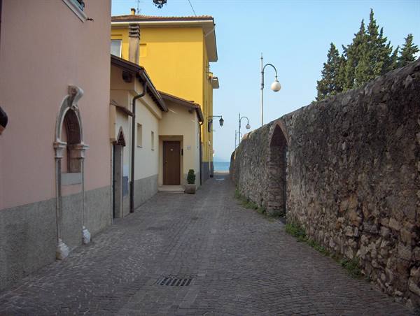 Torbole road