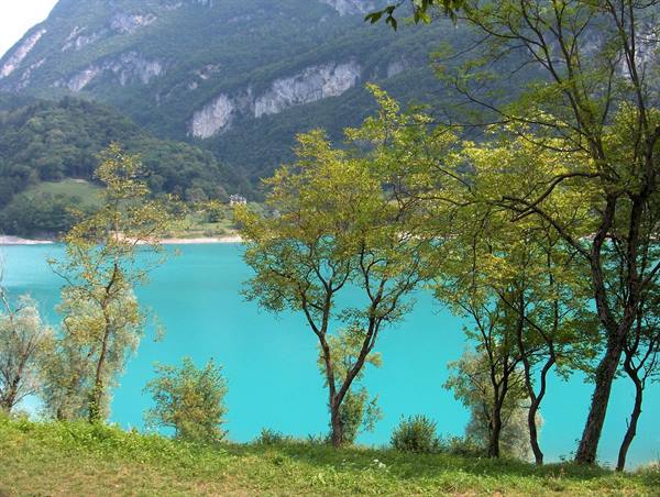 Lake Tenno