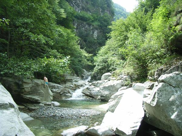 Iragna river