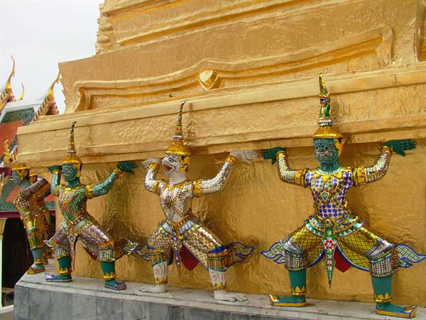 Ramakien figures