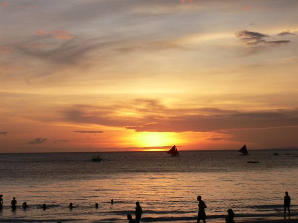 sunset to Boracay