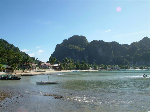 glimpses of El Nido bay