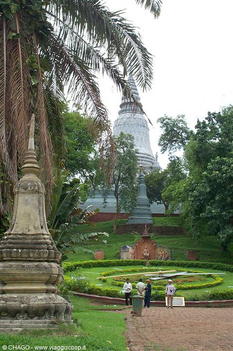 white pagoda