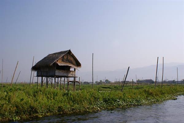 stilt houses of Inle lake
