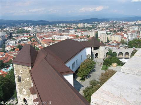 panoramic view from the tower with the castle courtyard