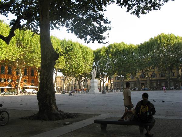piazza Napoleone in Lucca