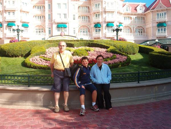 eurodisney entrance