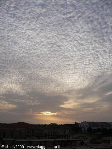 the sky in the middle of the ocean .....