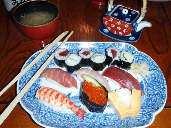FANTASTIC SUSHI 'DA MIYAFUSHI' IN MIYANOSHITA (HAKONE)