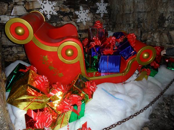 Santa's Grotto - Sleigh