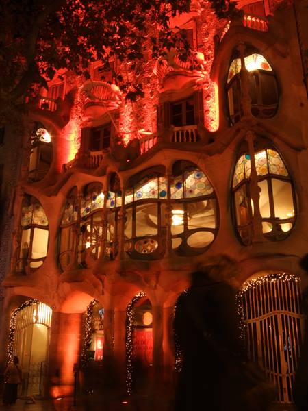 Casa Batlló by Gaudí