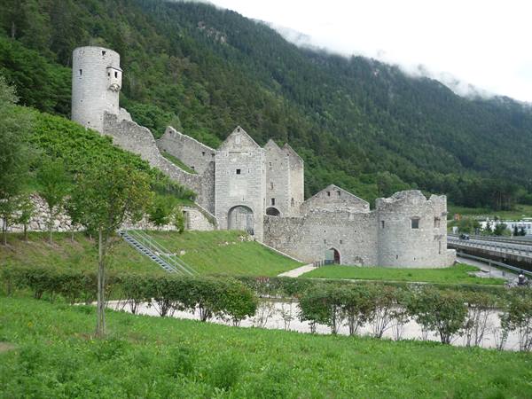 HISTORIC FORTRESS