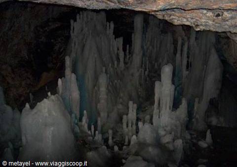 Scărișoara Glacier