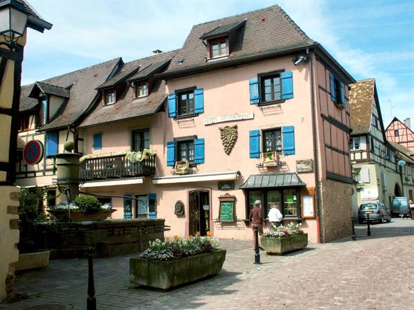 001 - Eguisheim - Centre