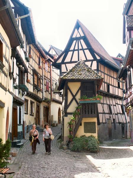 028 - Eguisheim - Centre