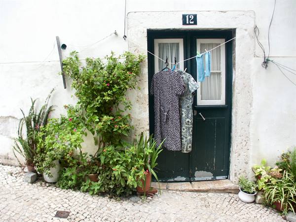 01 Lisbon - 04.03 Alfama - verso Castelo de Sao Jorge