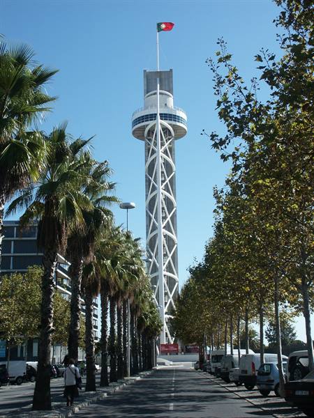 01 Lisbon - 06.06 Parque das Nações - Torre Vasco da Gama