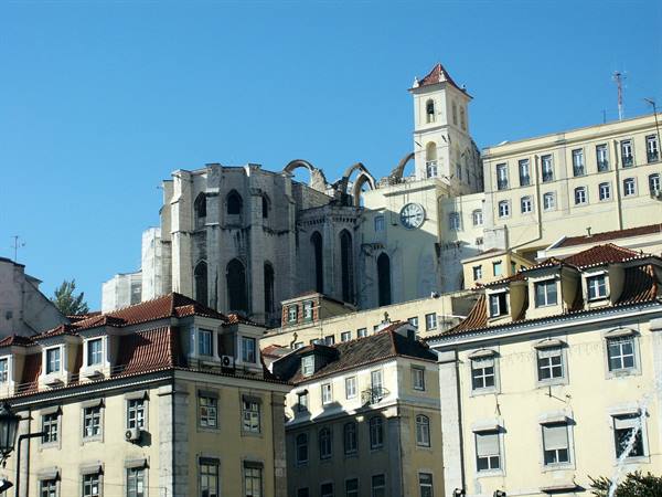 01 Lisbon - 09.02 Rossio - Igreja do Carmo