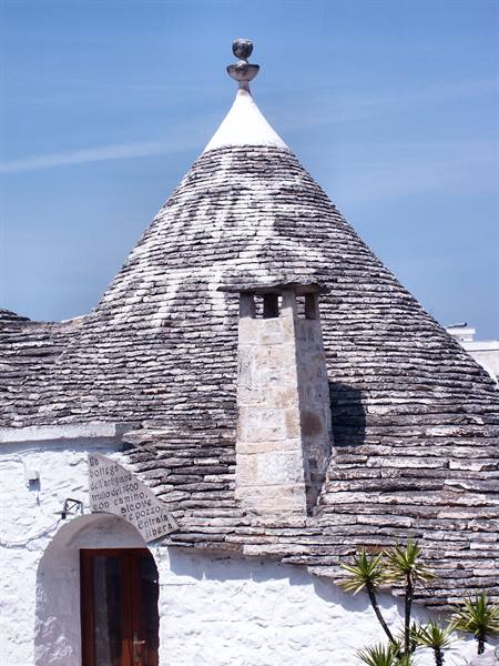    03-19 - Alberobello 