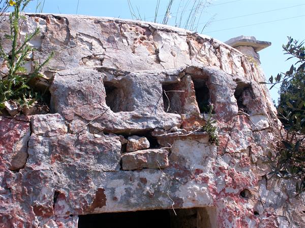 08-09 - Grotta Figazzano - Abandoned trullo