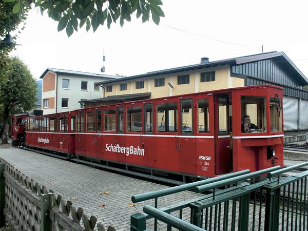 Salzkammergut 011 - St. Wolfgang - SchafbergBahn train