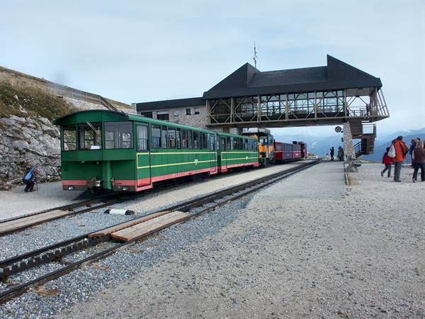 Salzkammergut 035 - St. Wolfgang - SchafbergBahn train