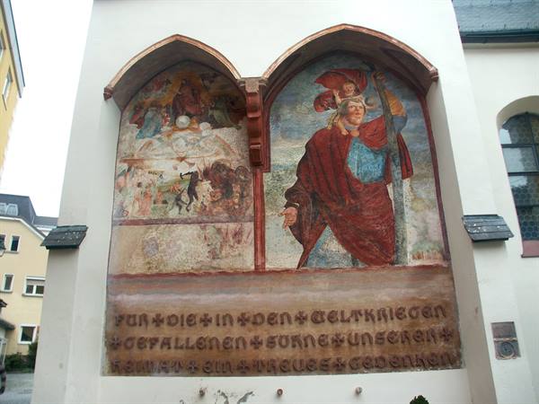 Salzkammergut 068 - Gmunden - Stadtpfarrkirche in Kirchenplatz