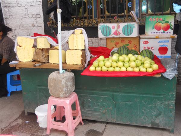 stalls in the Tibetan quarter of Lhasa