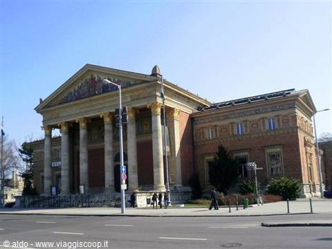 Art Gallery