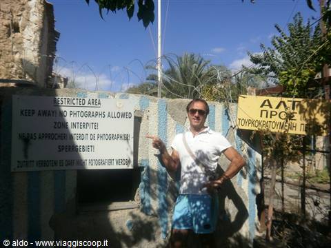 Nicosia Greek part, border
