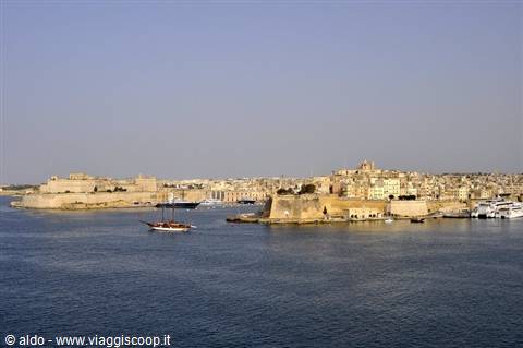 Grand Harbour seen from Floriana