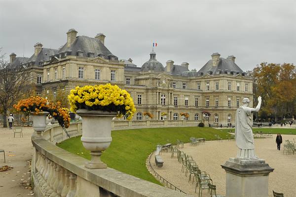 Luxembourg Garden with the Senate