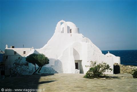 Mykonos church