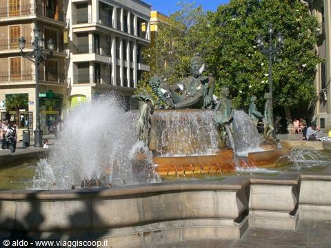 Neptune fountain