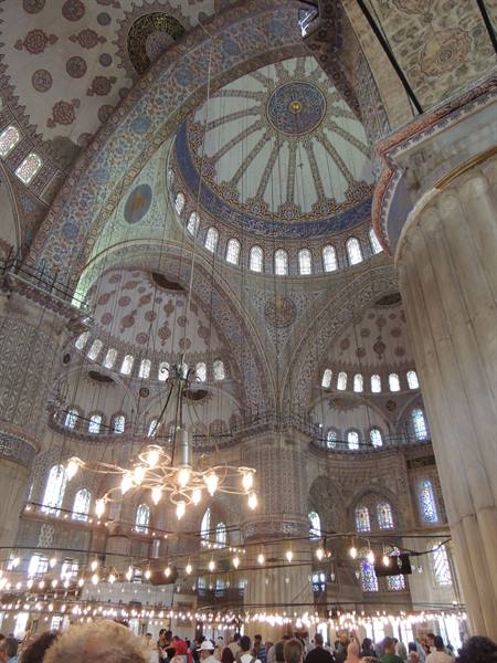 Istanbul - the Blue Mosque - interior